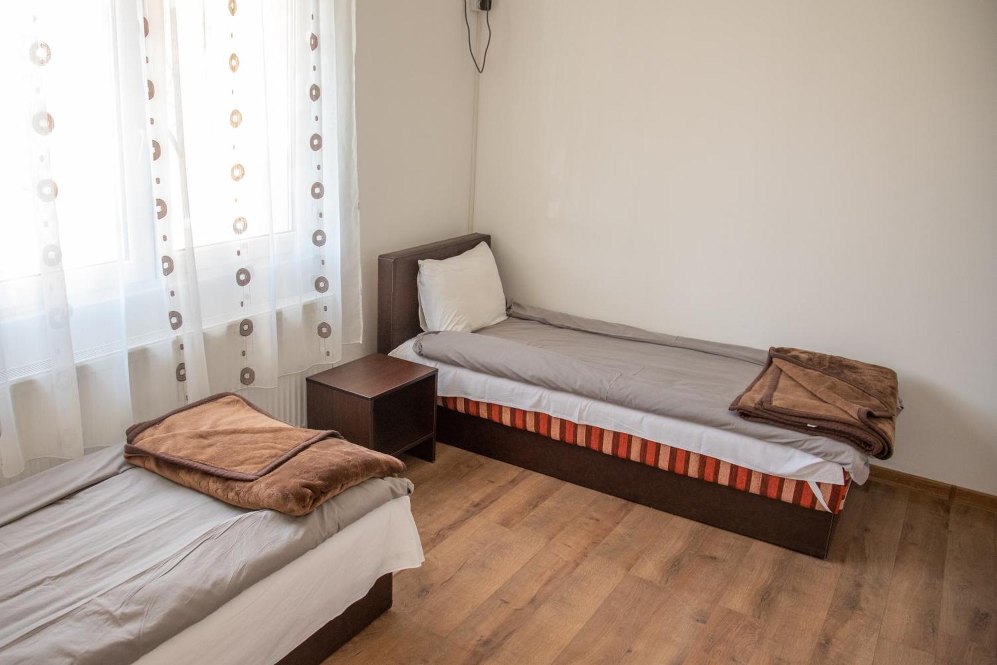 Apartments Kuca Aleksic นิส ภายนอก รูปภาพ