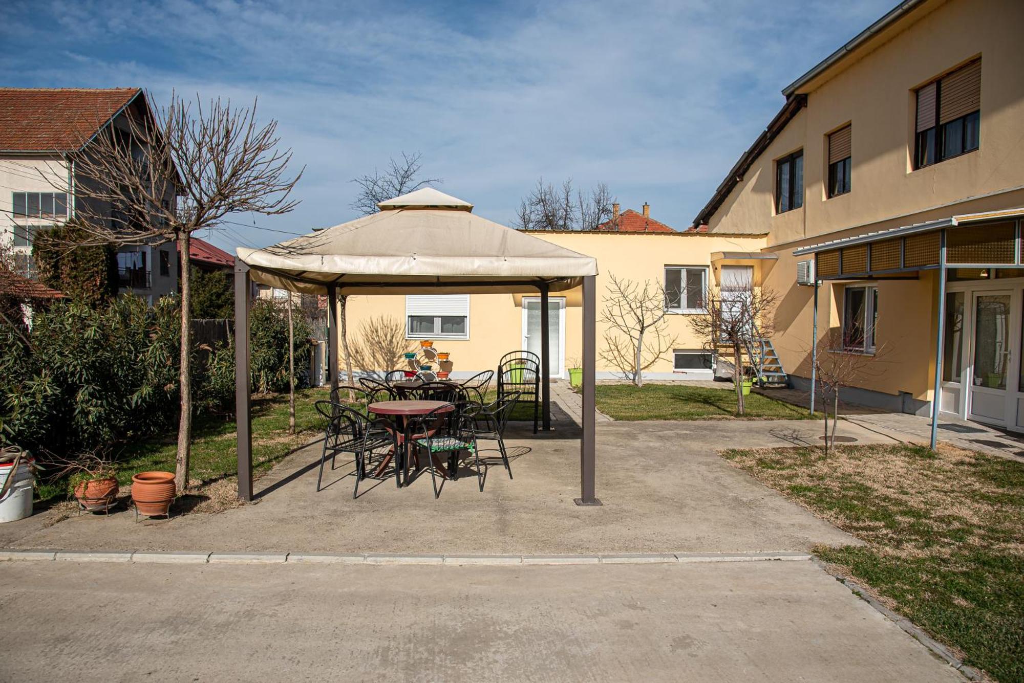 Apartments Kuca Aleksic นิส ภายนอก รูปภาพ