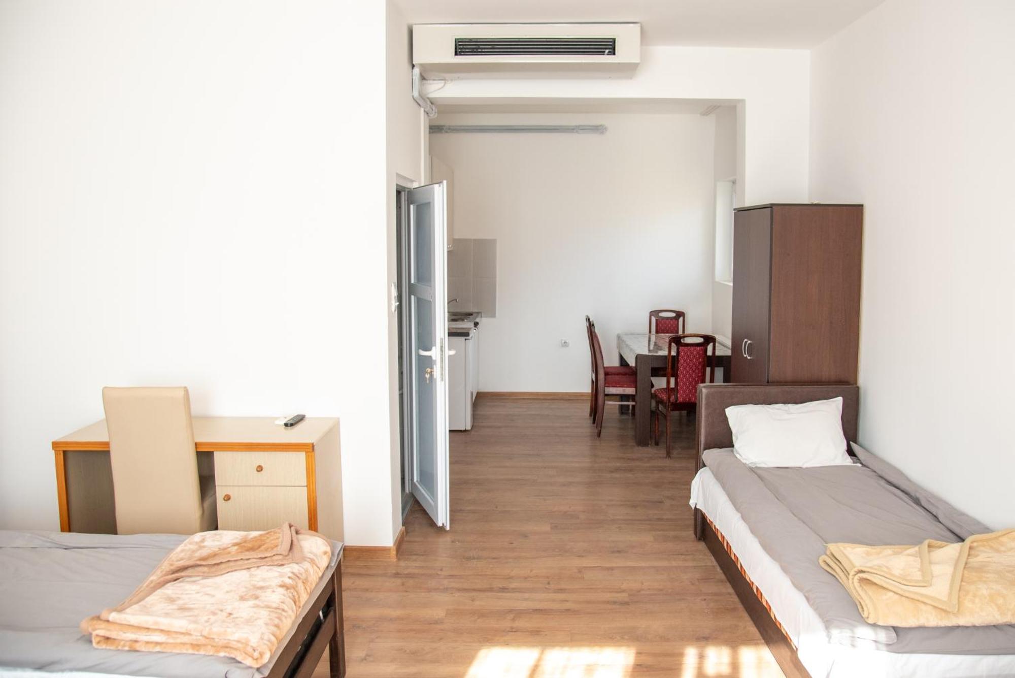 Apartments Kuca Aleksic นิส ภายนอก รูปภาพ