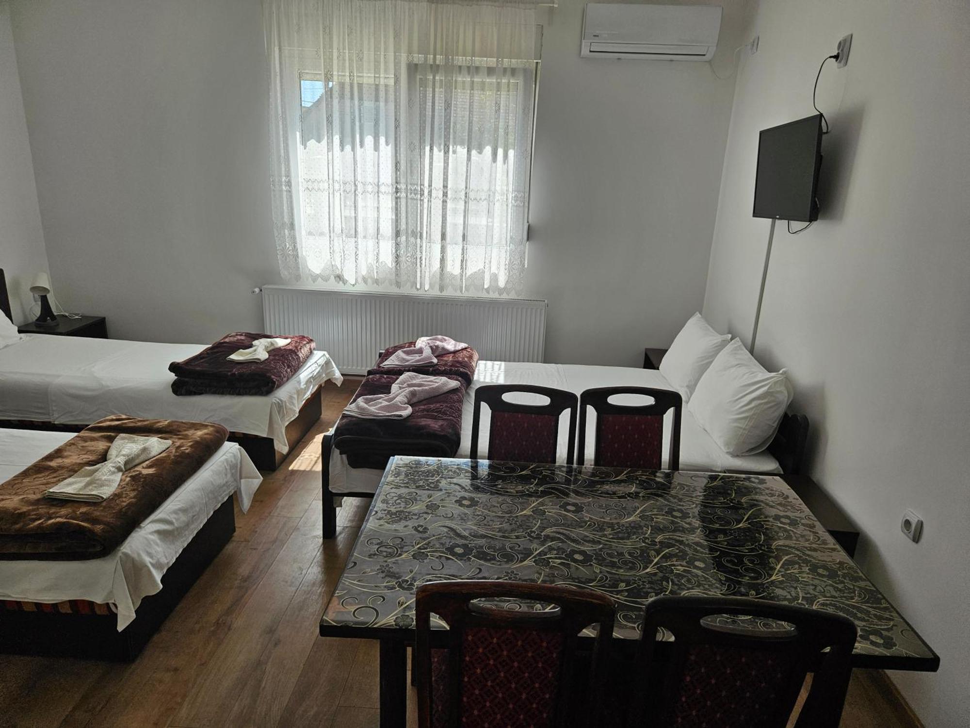 Apartments Kuca Aleksic นิส ภายนอก รูปภาพ