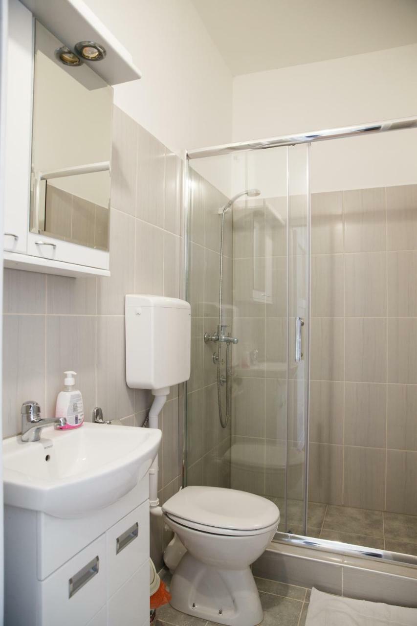 Apartments Kuca Aleksic นิส ภายนอก รูปภาพ